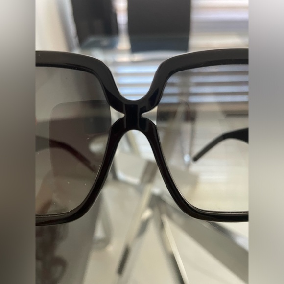 NINA RICCI SUNGLASSES - Picture 4 of 16